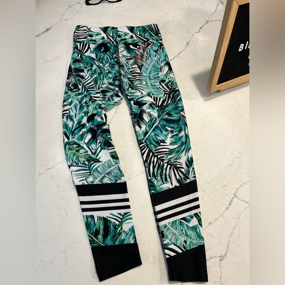 Dharma Bums Tropical Patterned Leggings